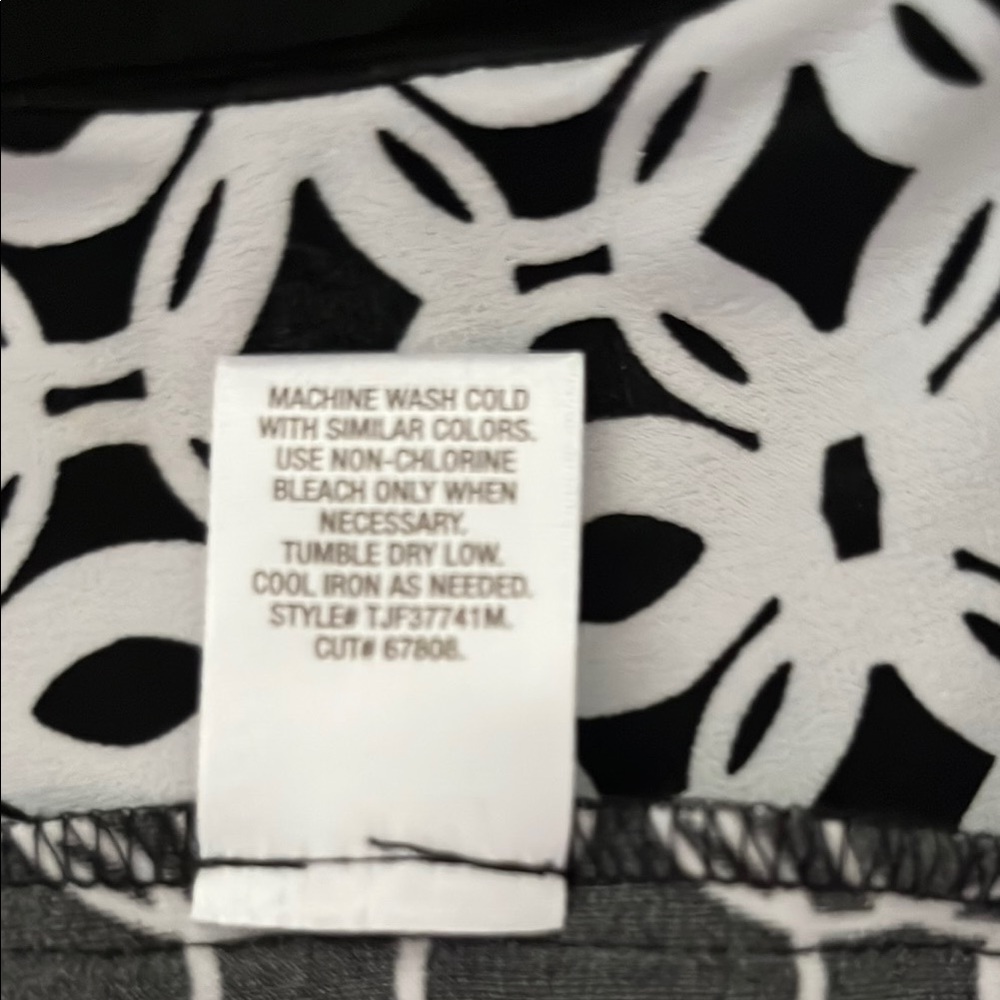 Dress Barn Black and White Sleeveless Sheath Dress - Picture 8 of 8